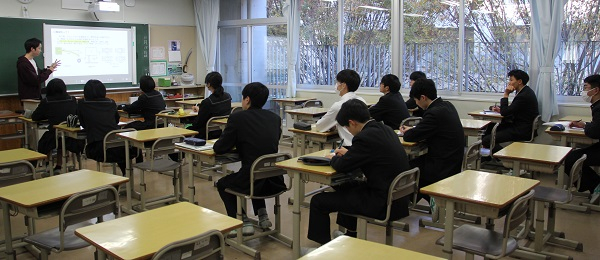 I061113 高１卒業座談会 (23).JPG